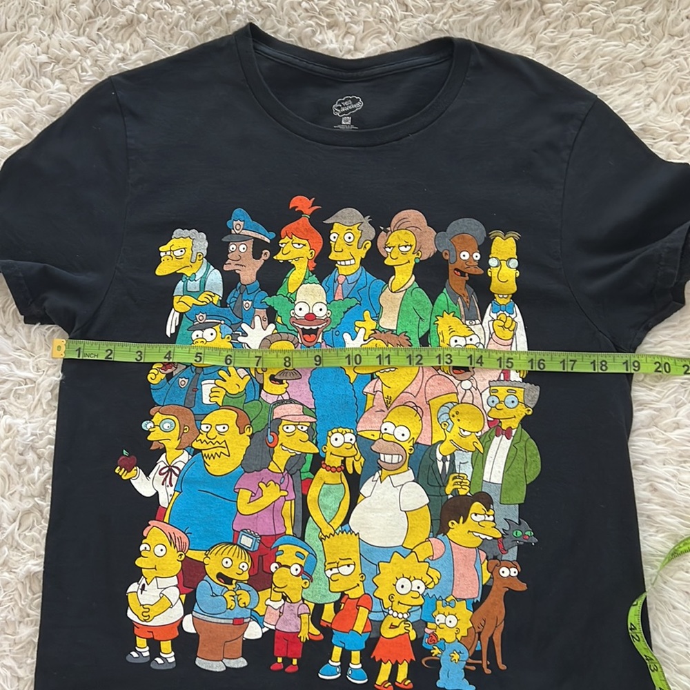 2/$25 The Simpsons Shirt - Picture 7 of 8